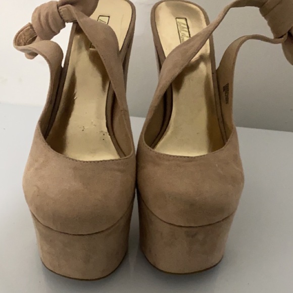 Platform pumps - Picture 3 of 7